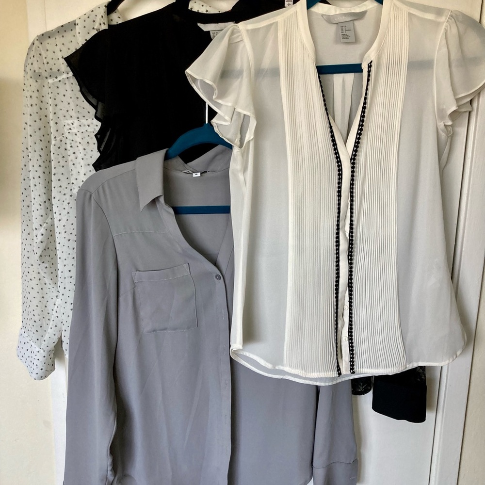 5 Button Down Shirts - Picture 2 of 9